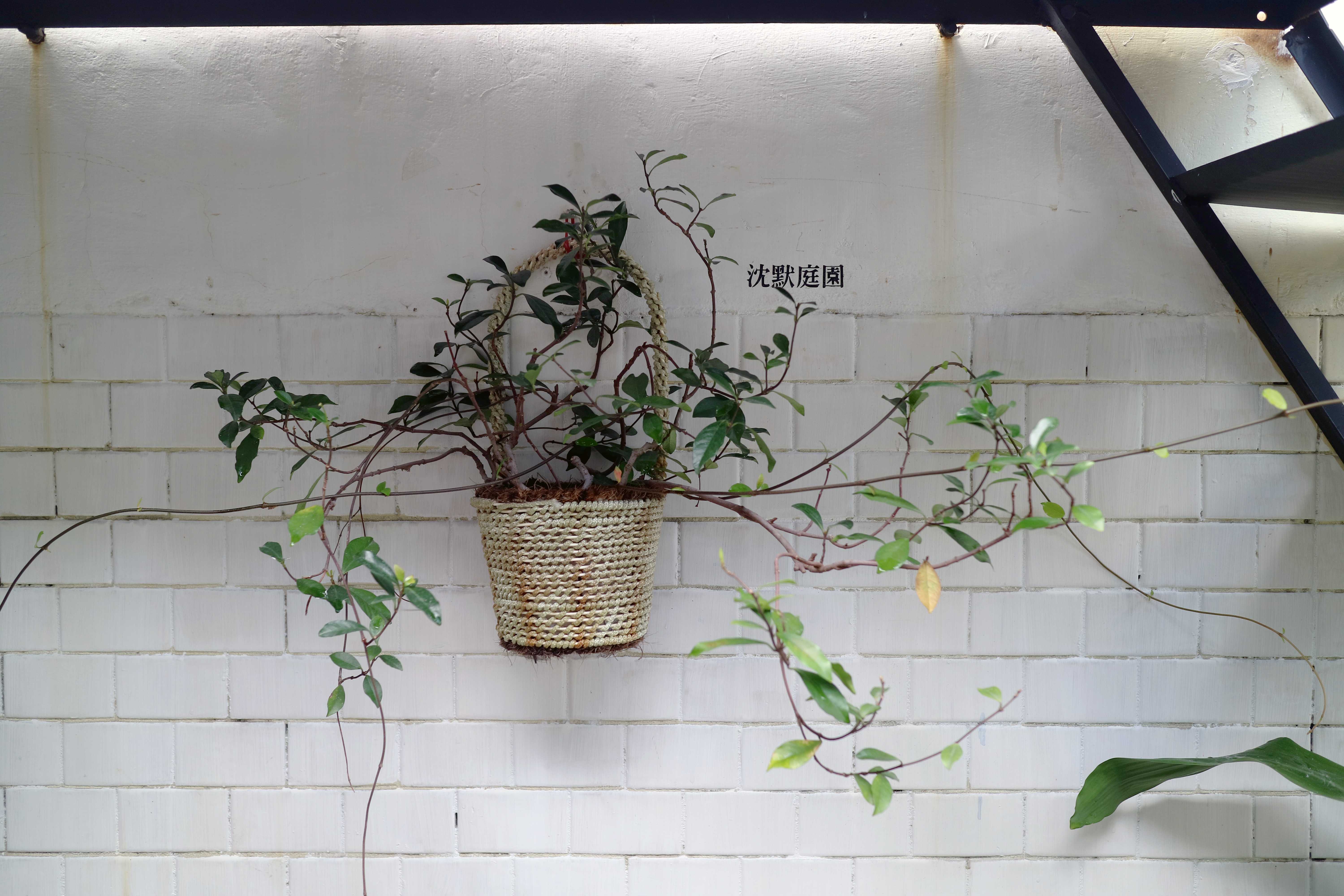 문래지도 1 | 천 권의 시집, 천 개의 세계 <청색종이>