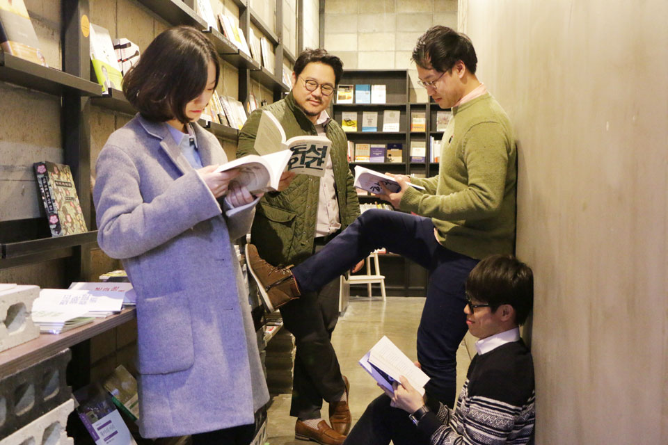 3화. 불금의 심야서점으로 놀러오세요