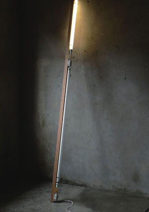 #책추천: 약한 자급을 위한 생활기예, DIY 노출 형광등 만들기