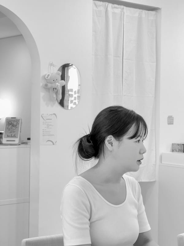 장벽 없이 모든 존재를 환영하는 책방💃